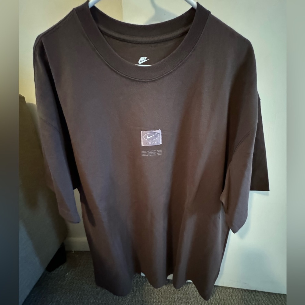 Nike Tee XL - Loose fit